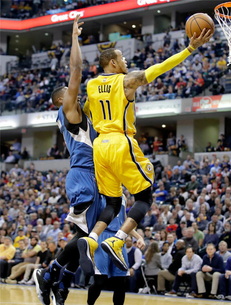 表现都至关 表现都至关