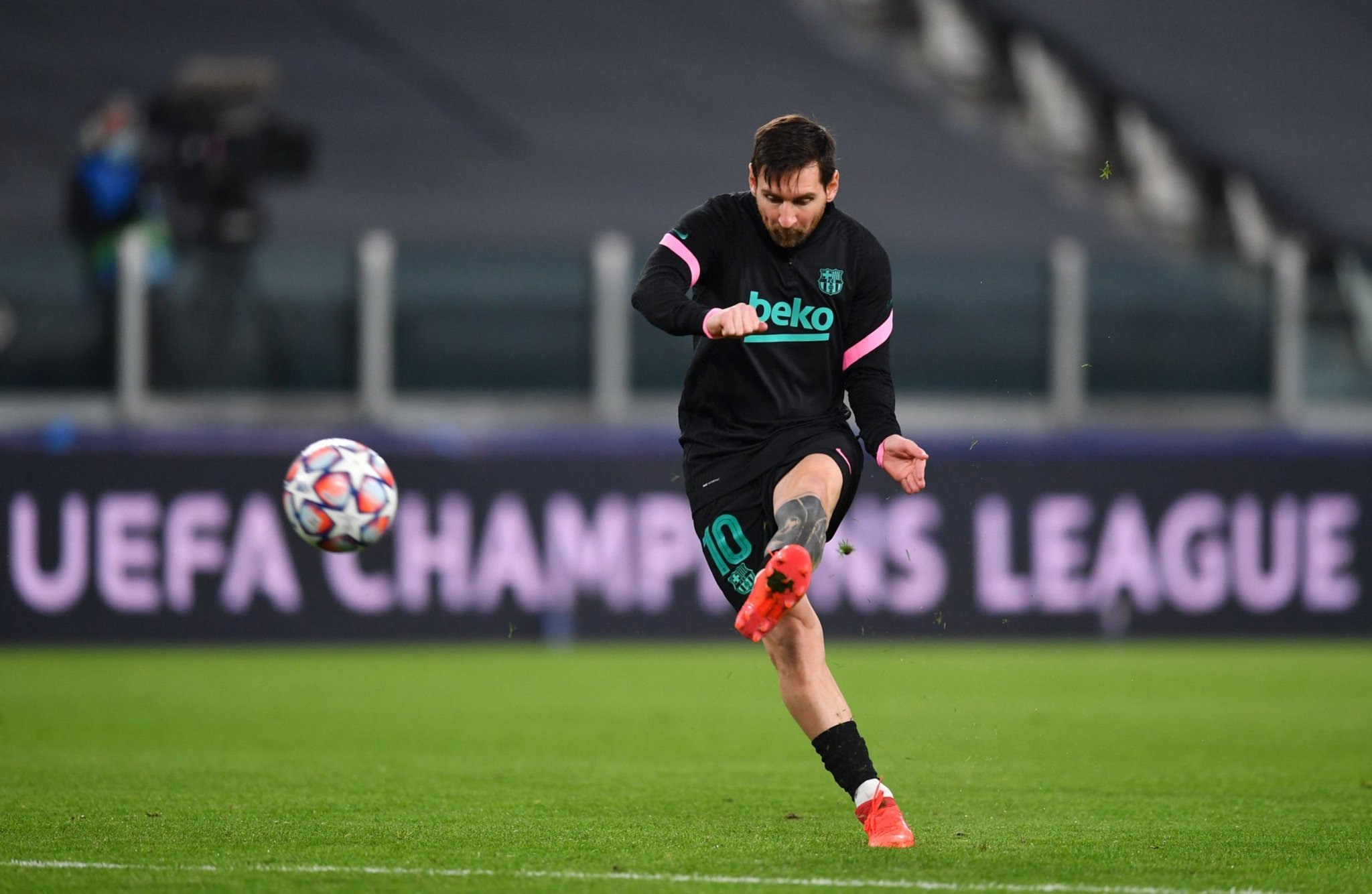 鲁能凭借更 鲁能凭借更