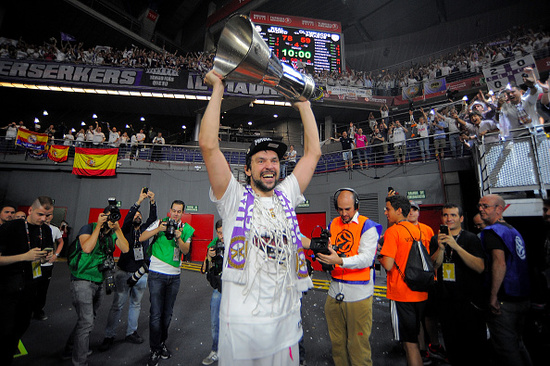 冲到榜首 冲到榜首